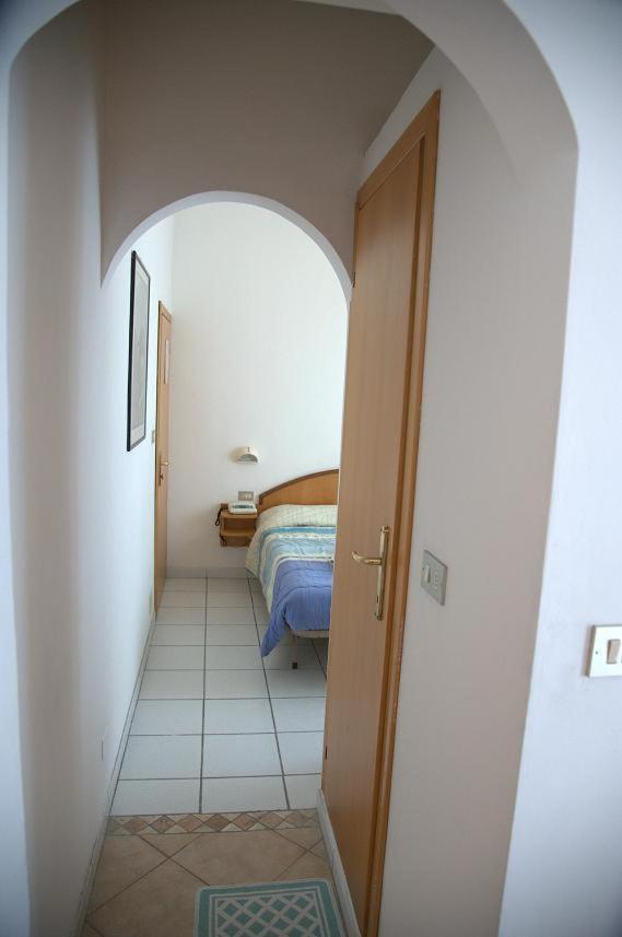 Hotel Annarita Римини Екстериор снимка